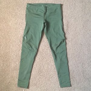 Virus Performance Legging Olive Green size M